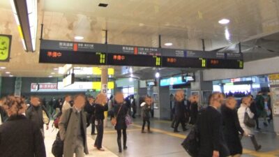 3.11直後のJR品川駅